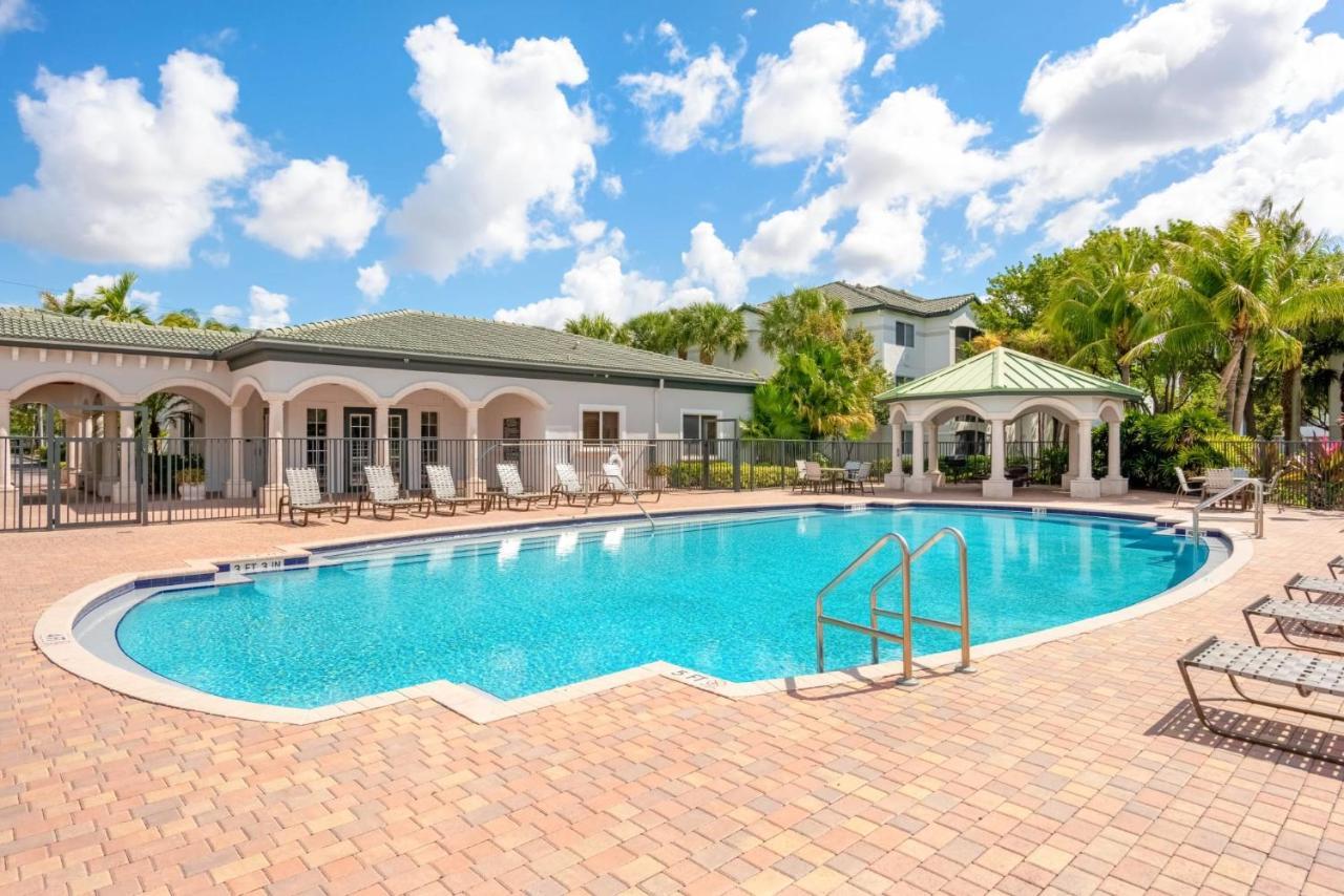 Tucker At Palm Trace Landings Fort Lauderdale Davie Exteriör bild