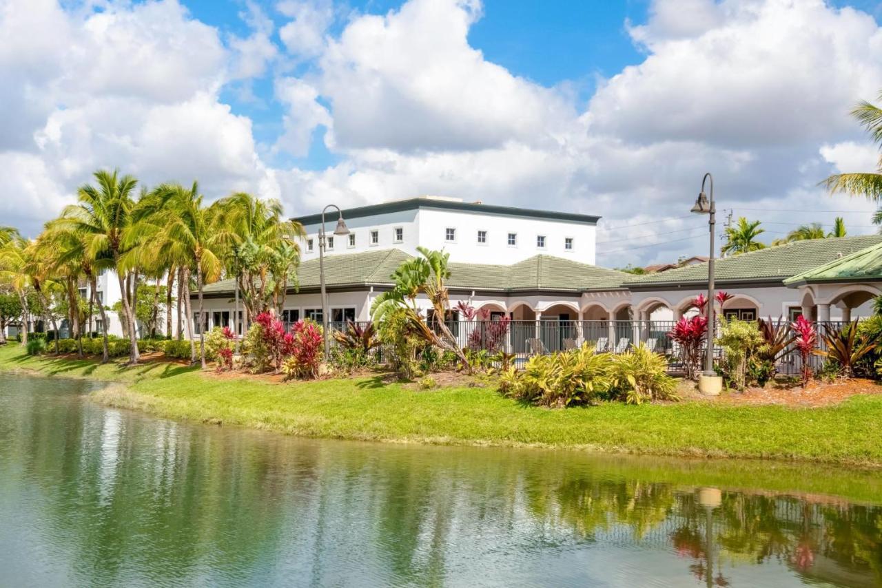 Tucker At Palm Trace Landings Fort Lauderdale Davie Exteriör bild