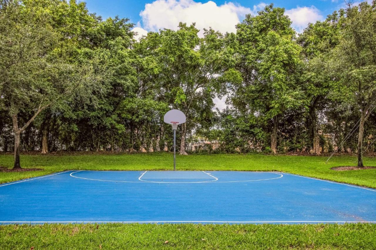 Tucker At Palm Trace Landings Fort Lauderdale Davie Exteriör bild
