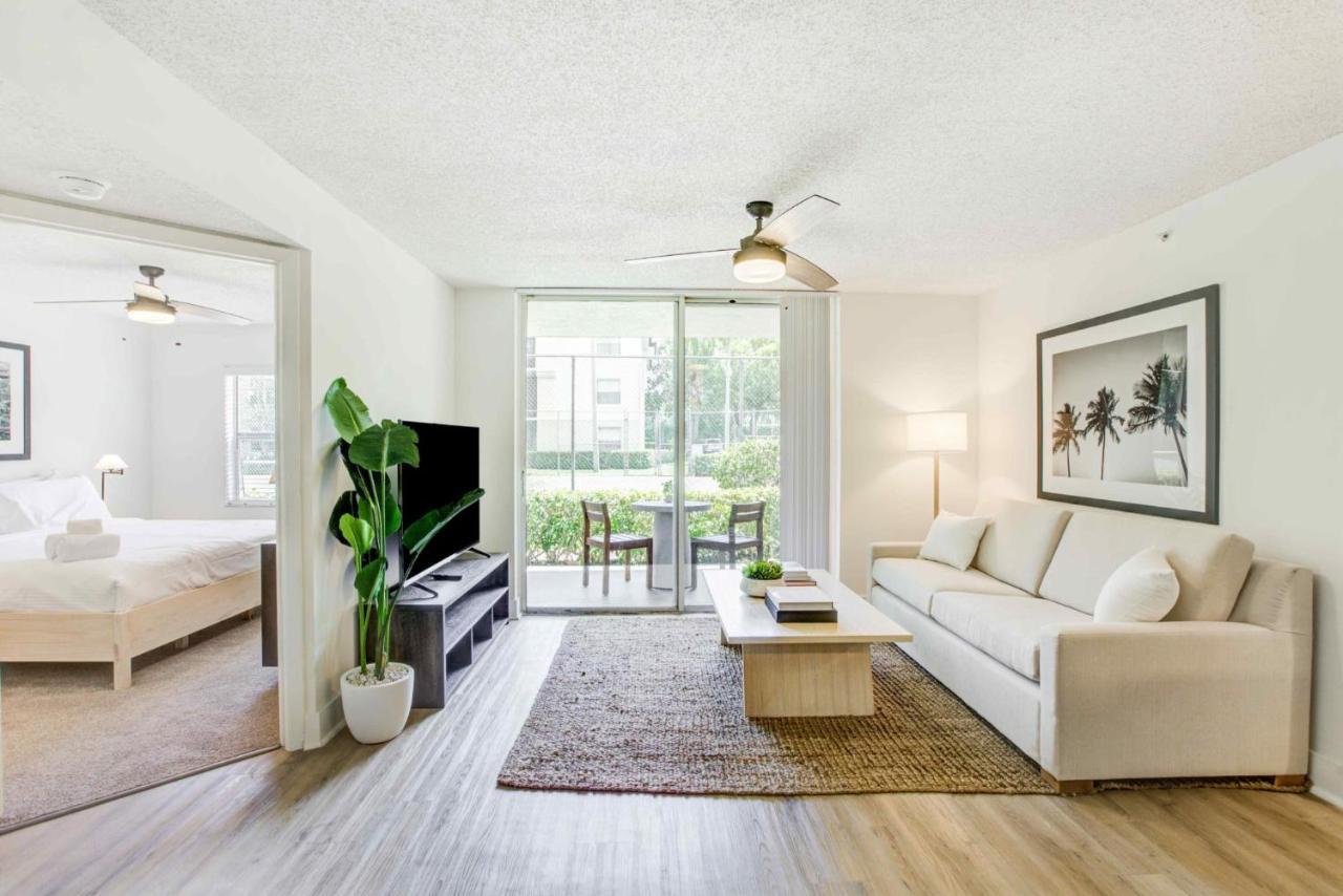 Tucker At Palm Trace Landings Fort Lauderdale Davie Exteriör bild